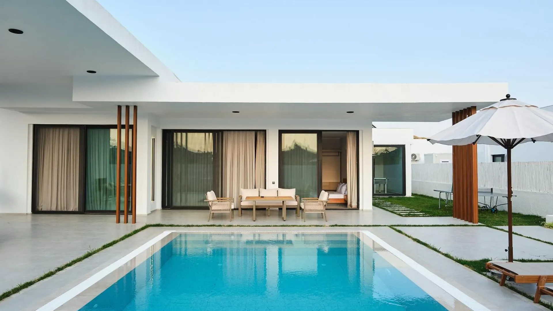 Ashta Suites - Villa Aura Fethiye 0*,